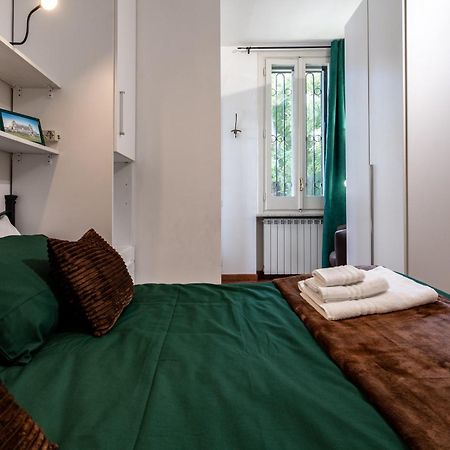 A Due Fermate Dal ColosseoWi-Fi & Netflix Gratis Apartman Róma Kültér fotó